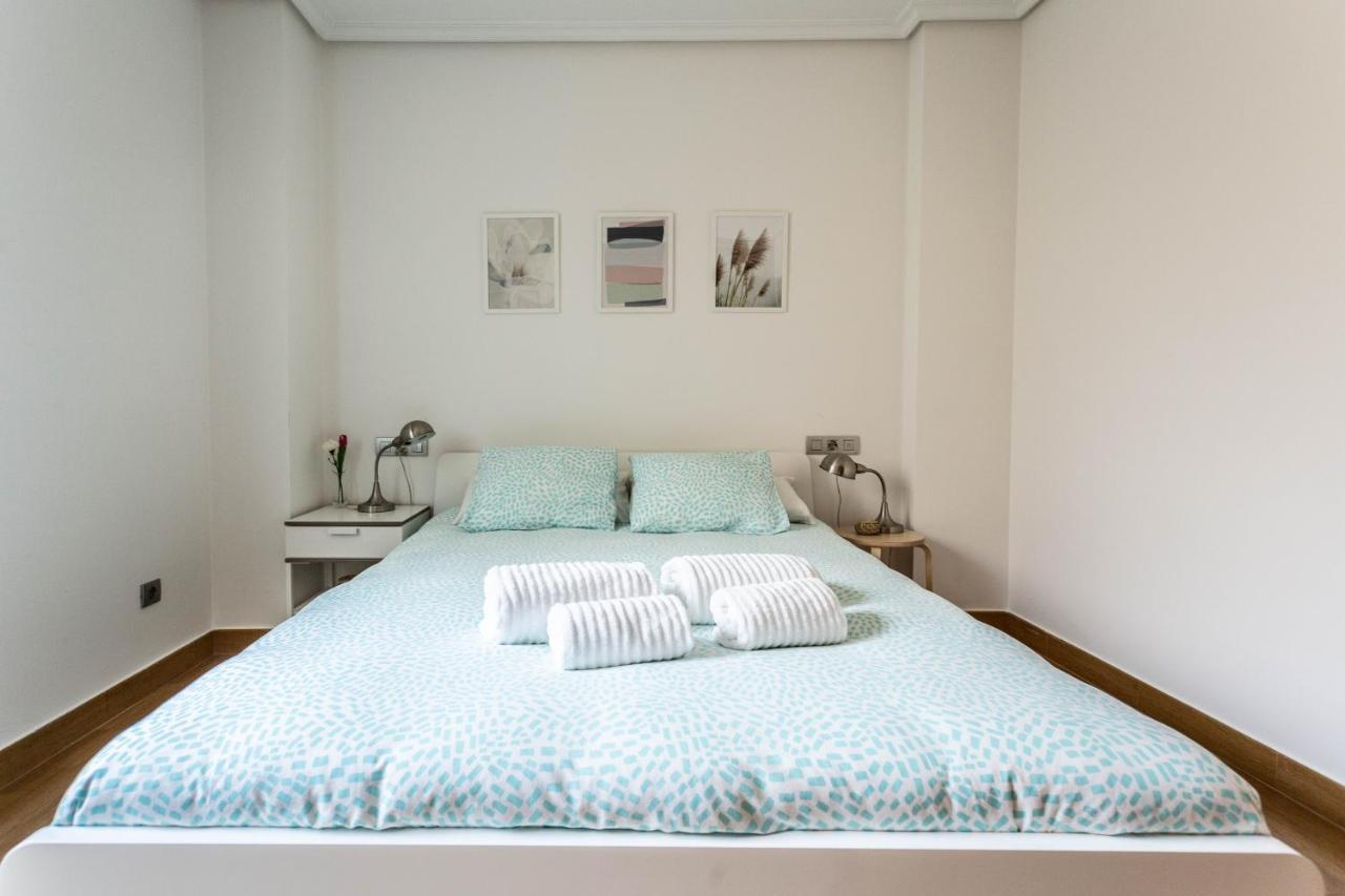 Apartamento En Primera Linea De Playa Riazor A Coruña Exterior foto